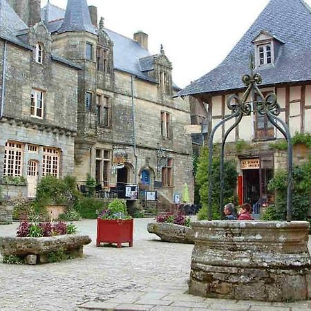 Le Moulin De Gueuzon Lägenhet Rochefort-en-Terre Exteriör bild